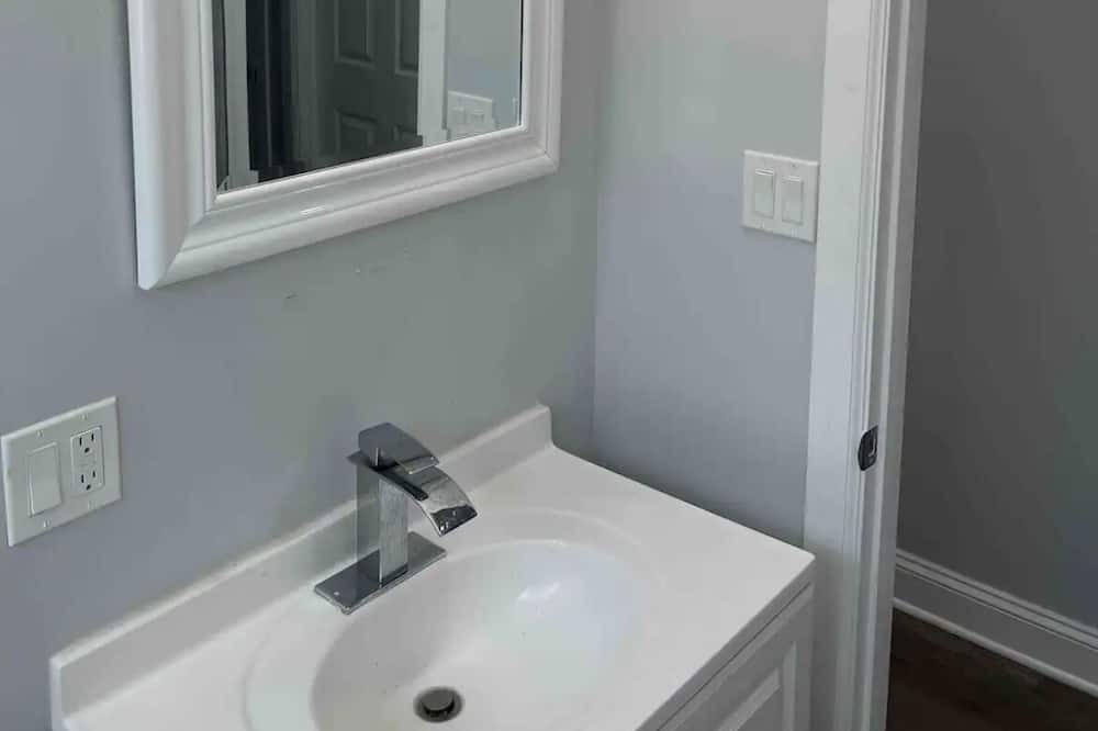 Photo of Bathroom in Burnside