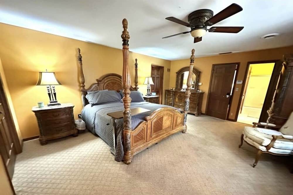Photo of Bedroom in Centralia