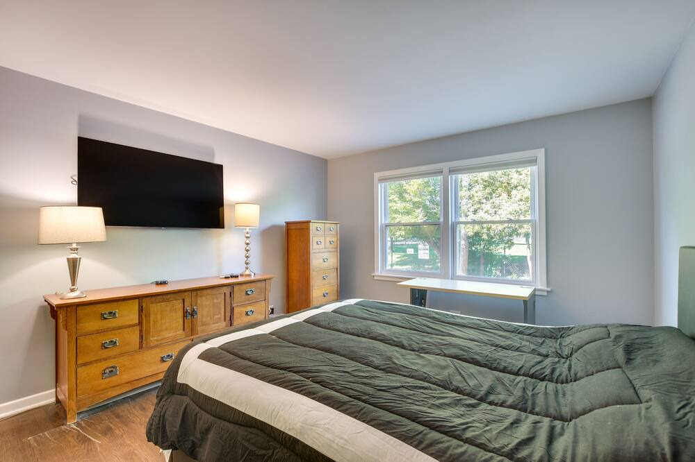 Photo of Bedroom in Norwood Park West