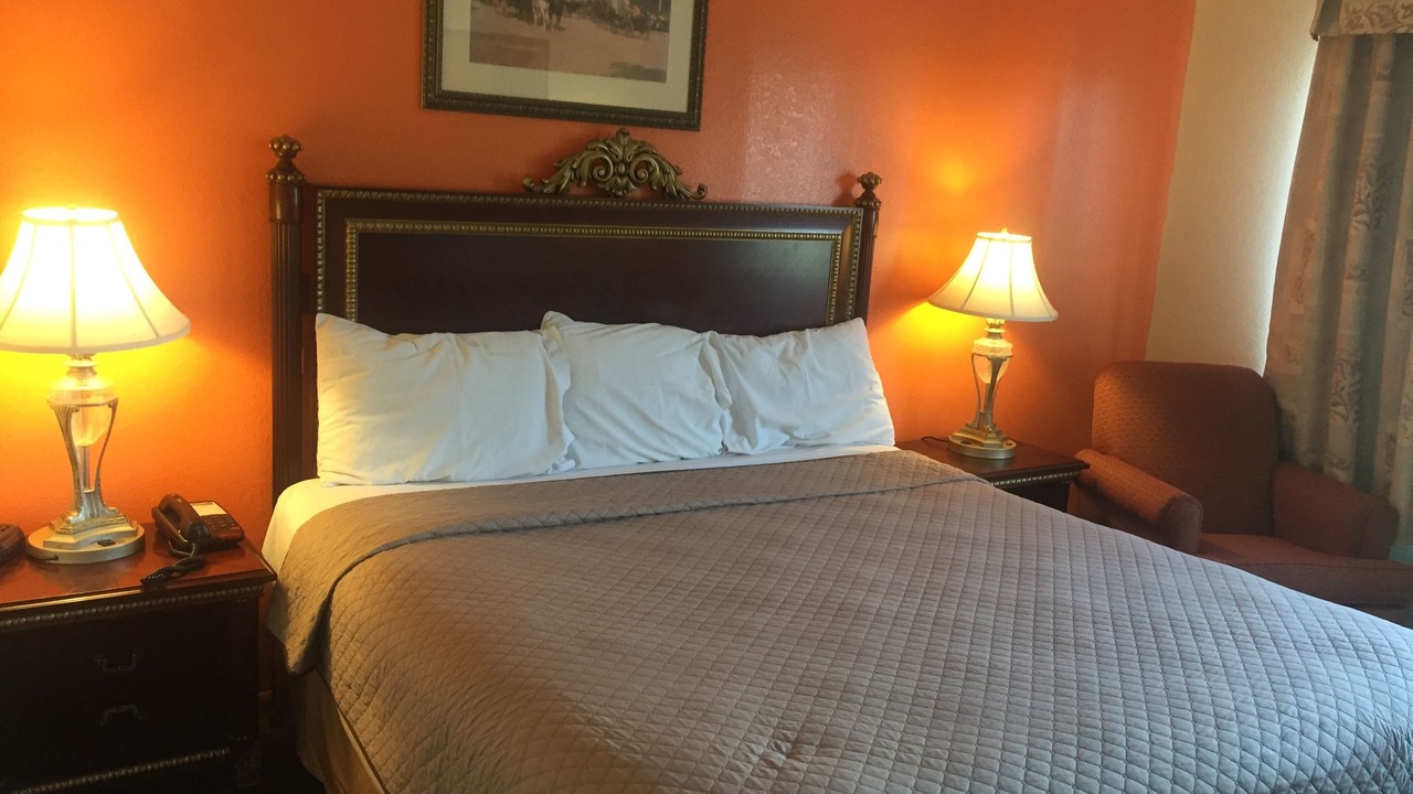 Photo of Bedroom in Urbana