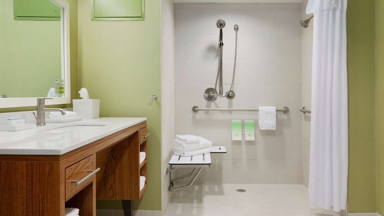 Photo of Bathroom in Champaign