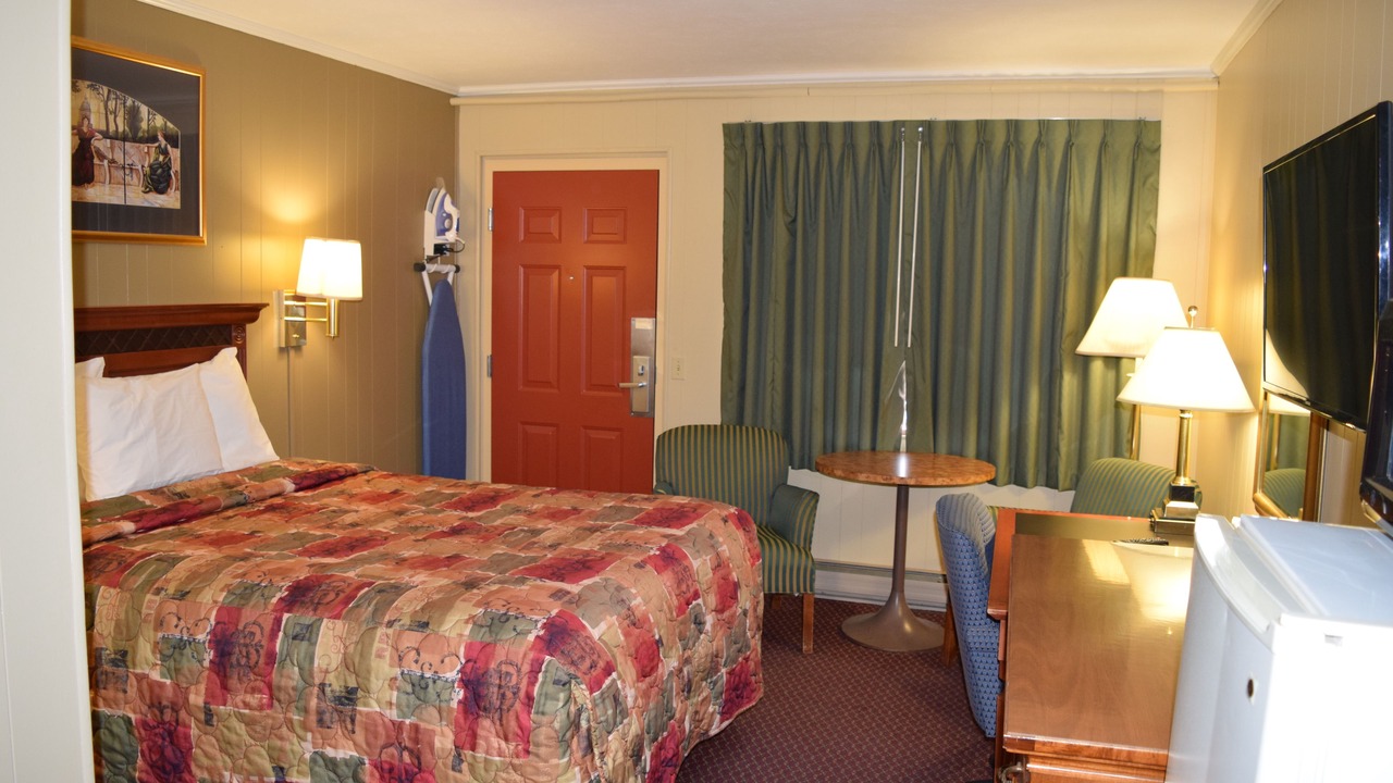 Photo of Bedroom in Taylorville