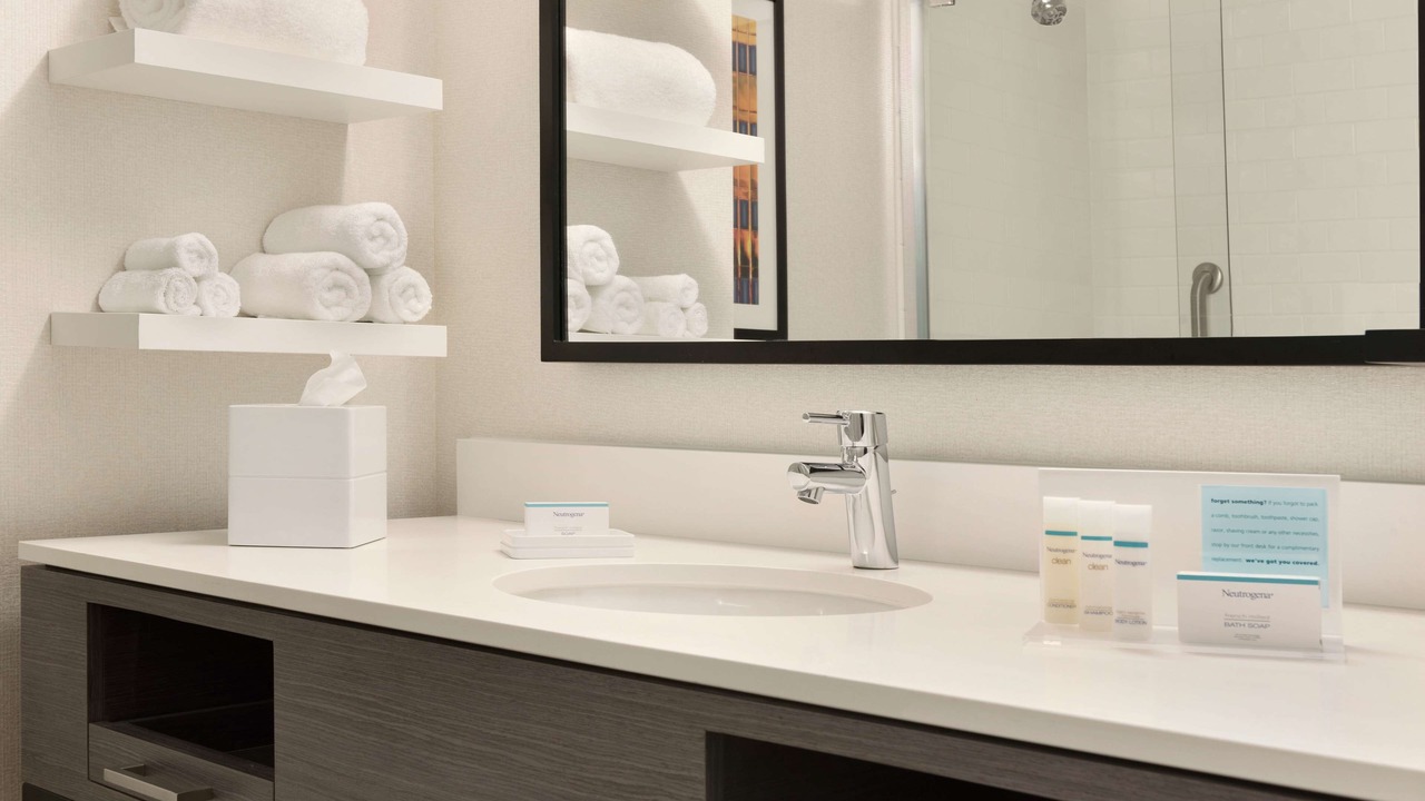 Photo of Bathroom in West Loop Gate