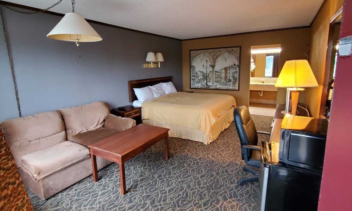 Photo of Bedroom in West Frankfort