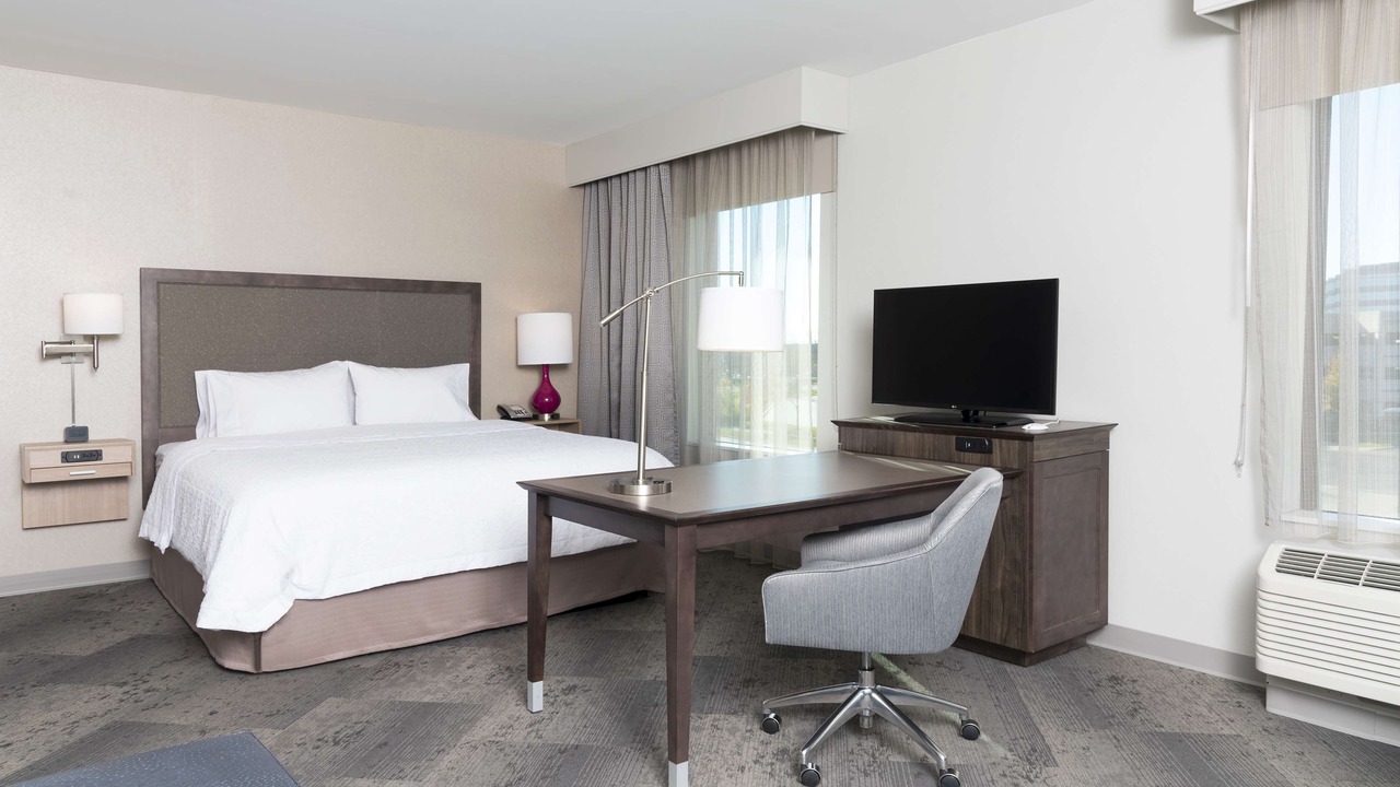 Photo of Bedroom in Schaumburg
