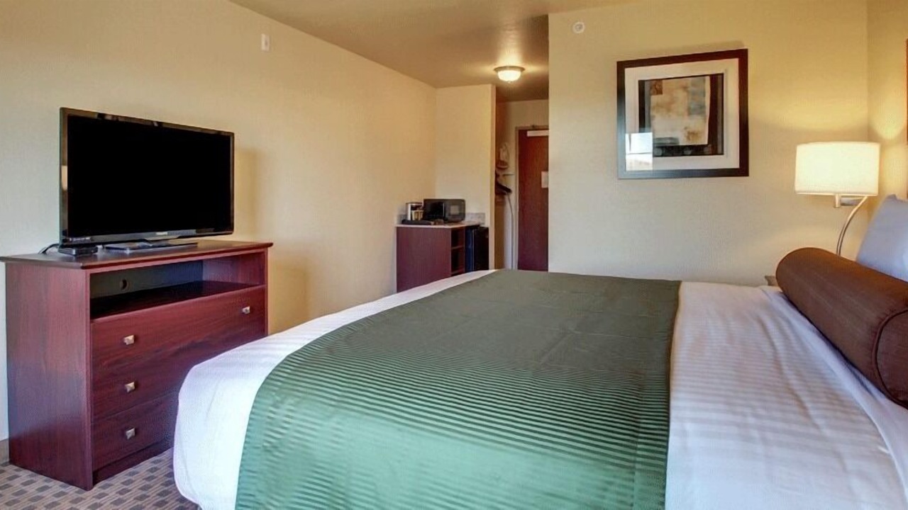 Photo of Bedroom in Altamont