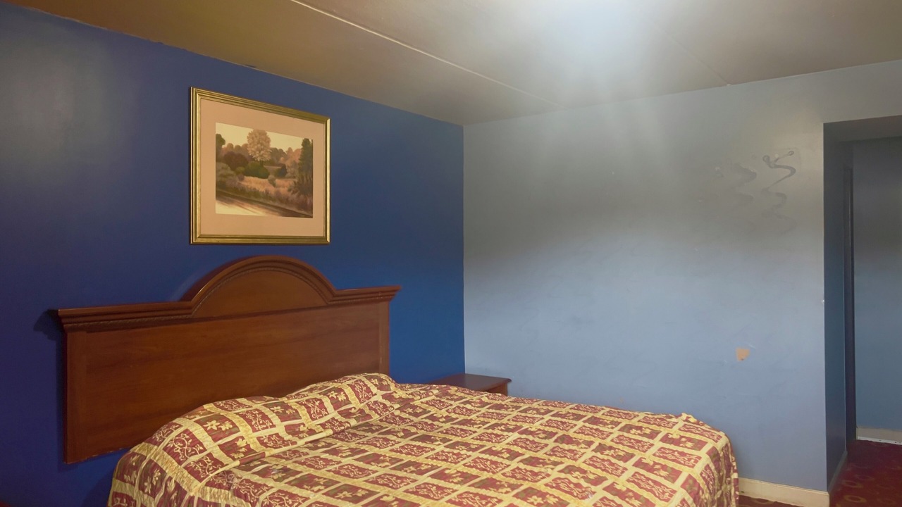 Photo of Bedroom in Woodlawn