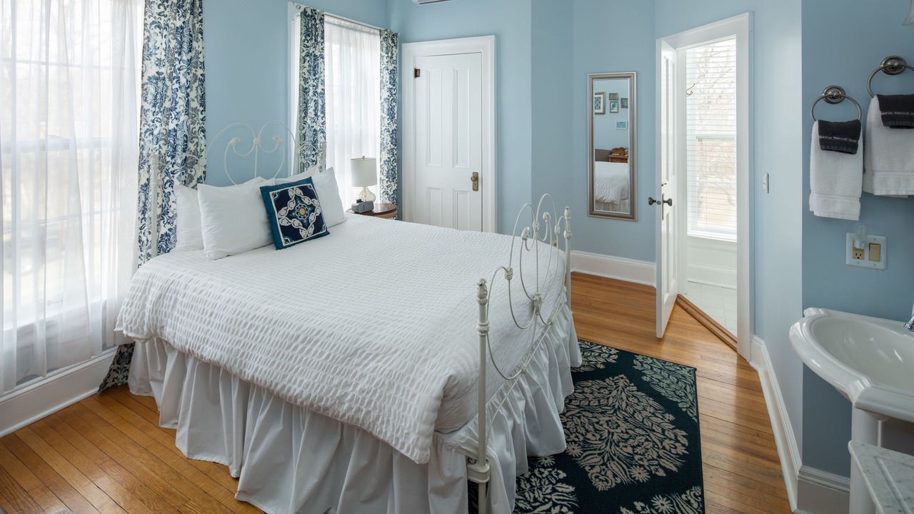 Photo of Bedroom in Galena