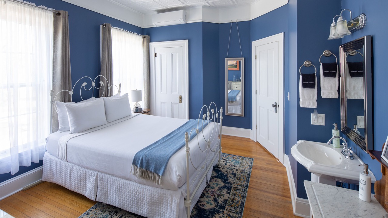 Photo of Bedroom in Galena