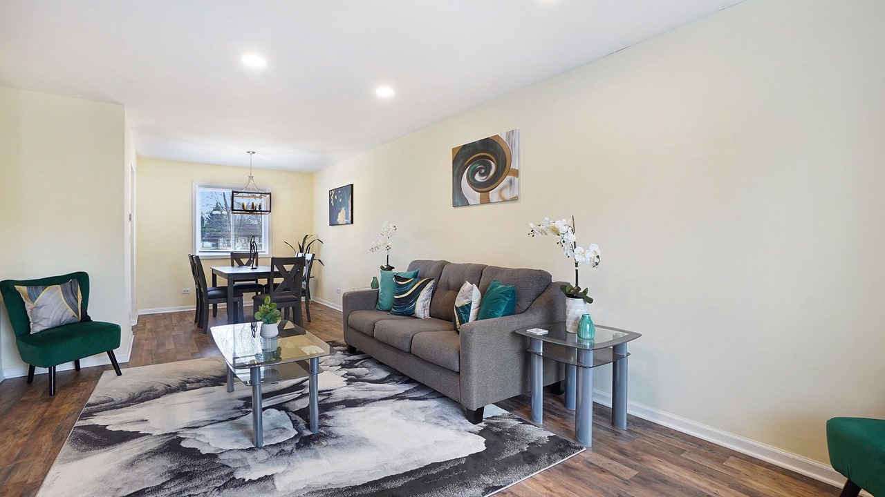 Photo of Livingroom in Fox Valley