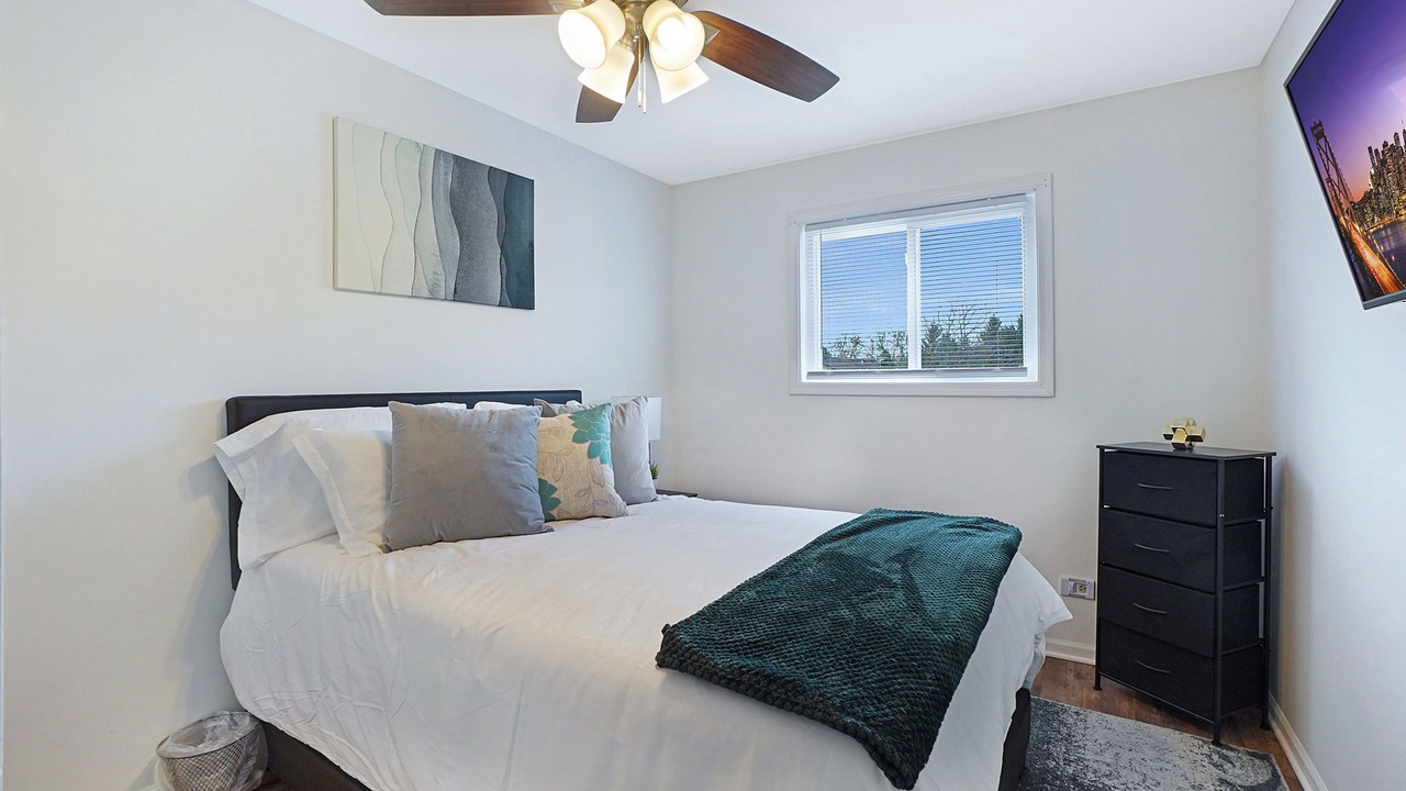 Photo of Bedroom in Fox Valley