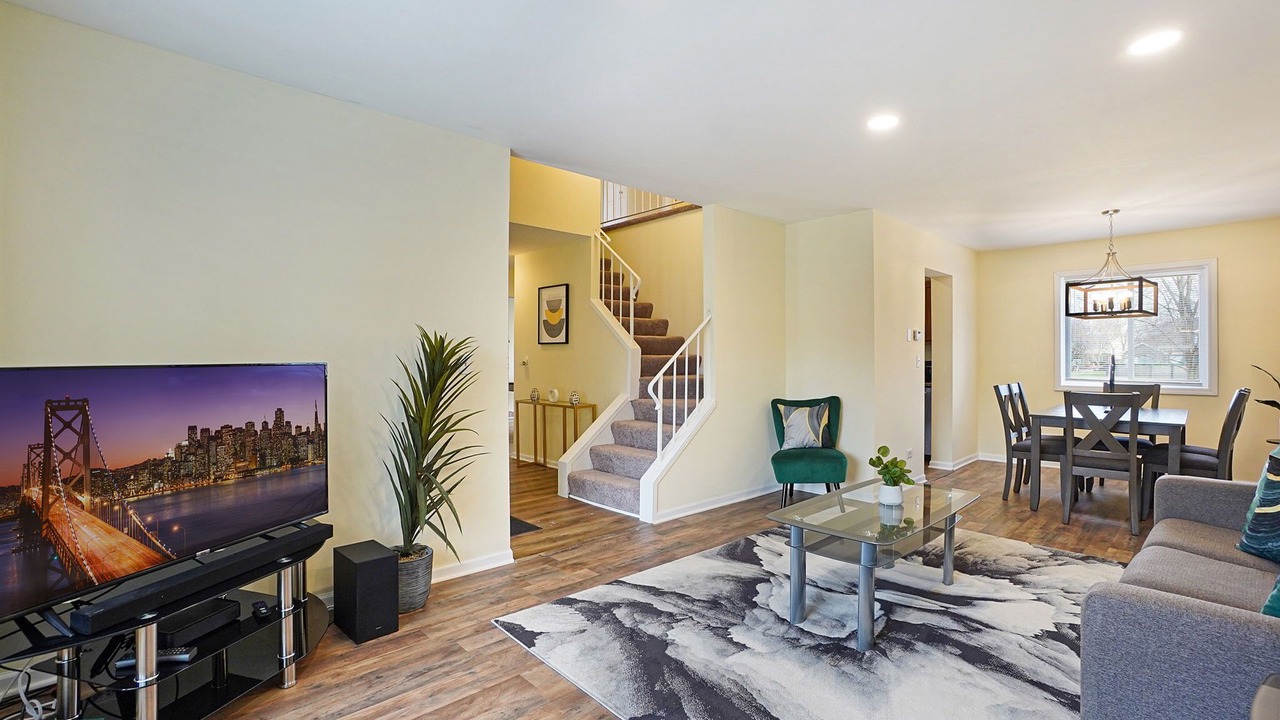 Photo of Livingroom in Fox Valley