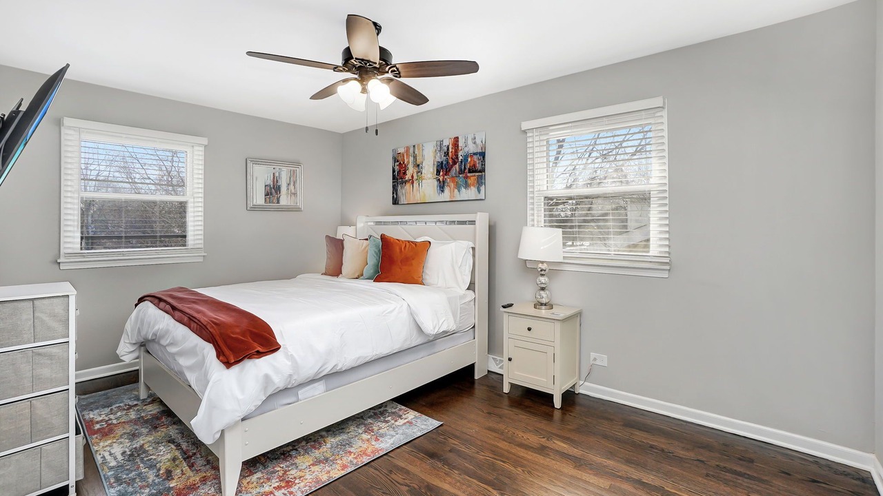 Photo of Bedroom in Homewood