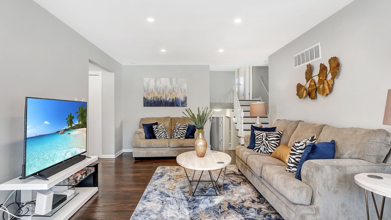 Photo of Livingroom in Homewood
