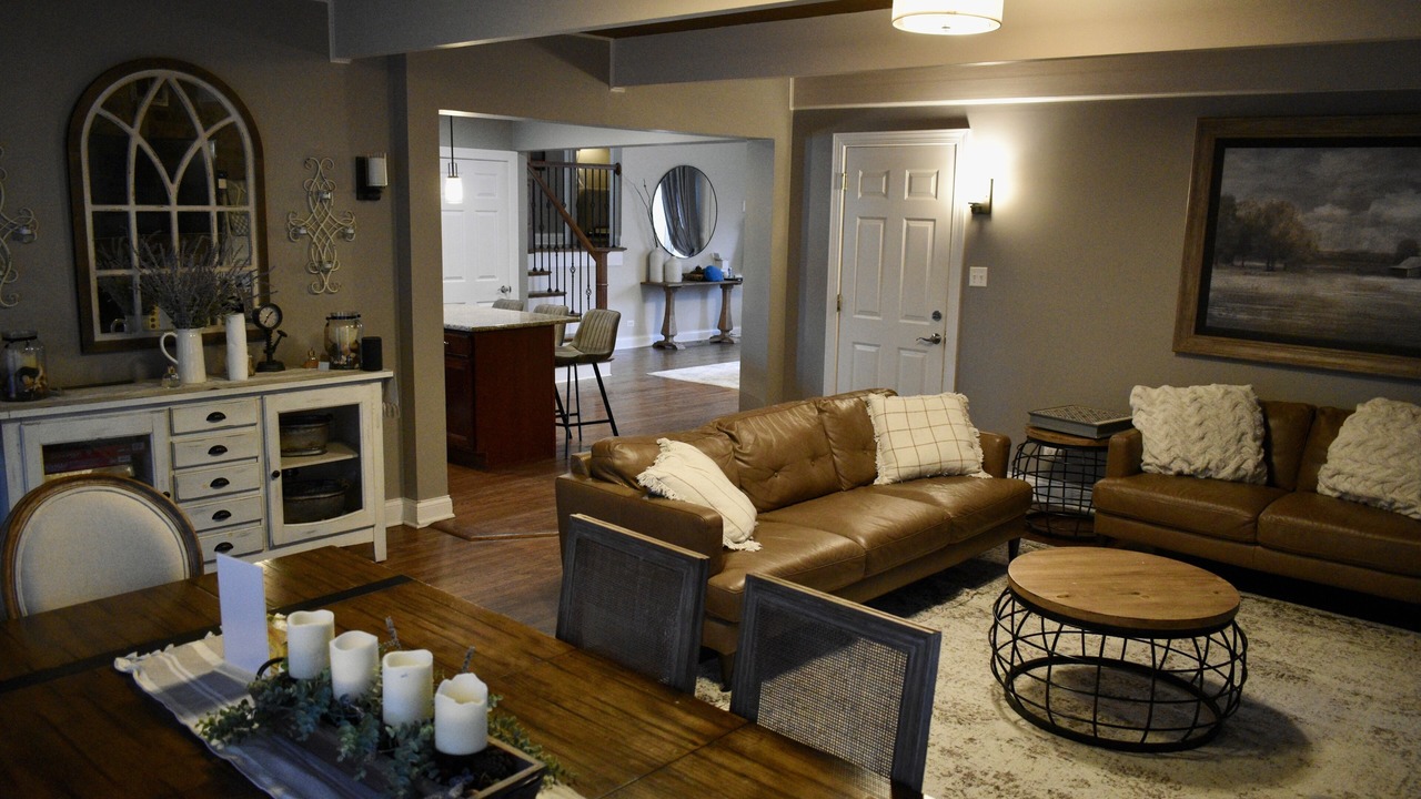 Photo of Livingroom in Fox Valley