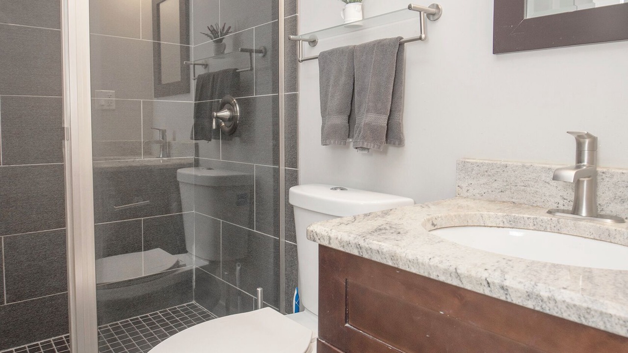 Photo of Bathroom in Roscoe Village