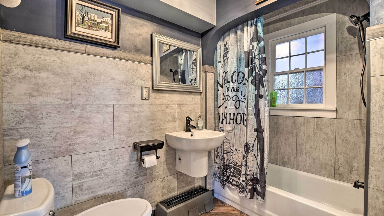 Photo of Bathroom in Hanover Park