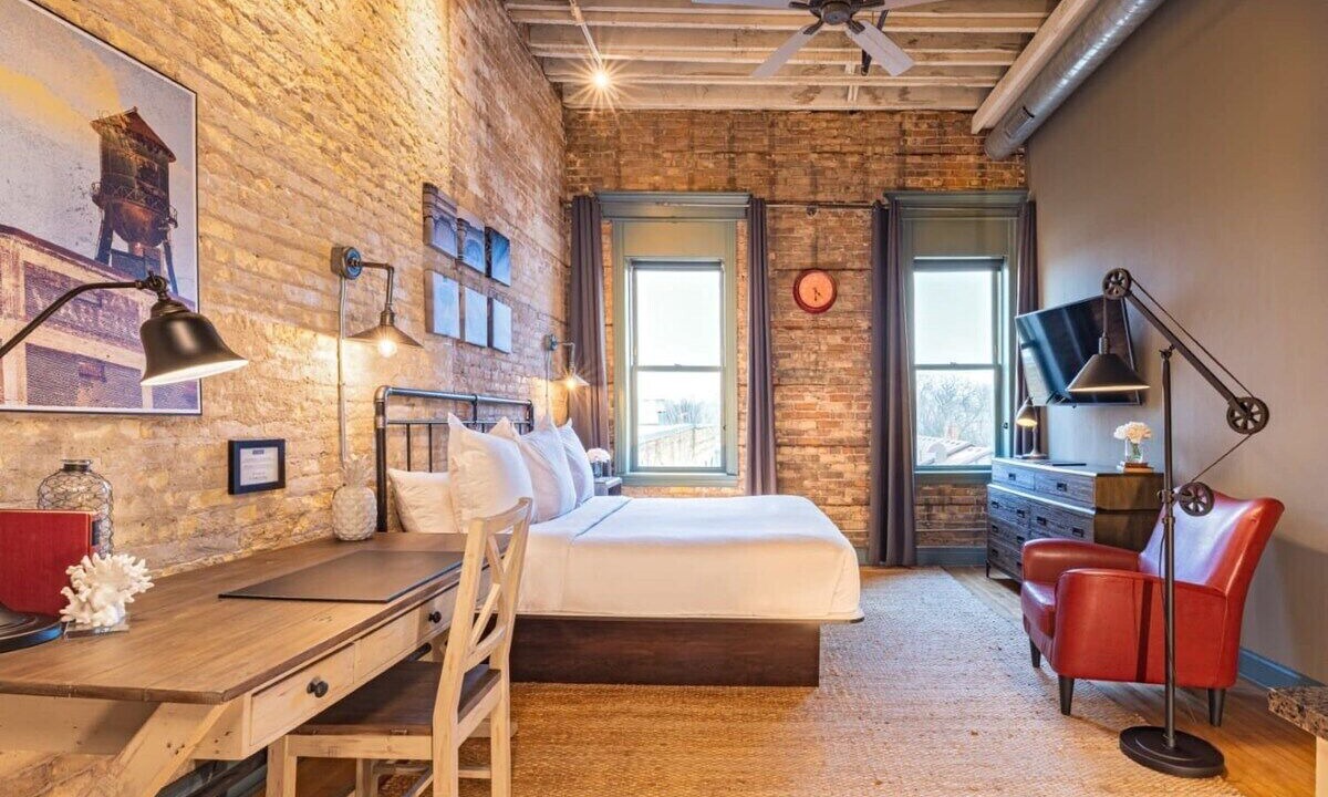 Photo of Bedroom in West Dundee