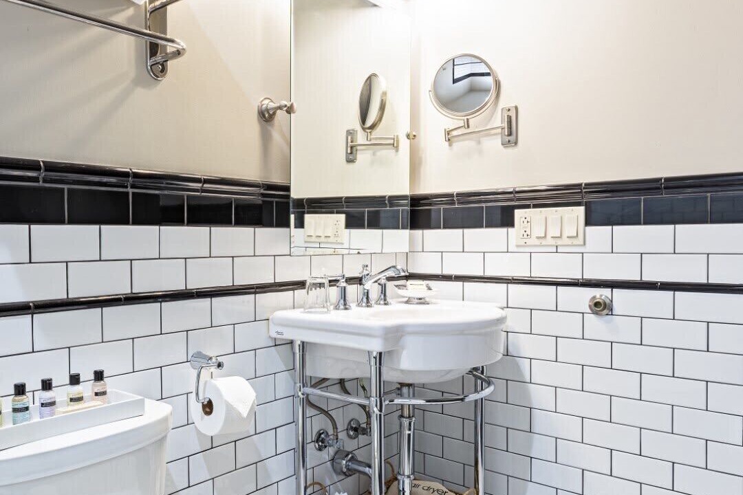 Photo of Bathroom in West Dundee