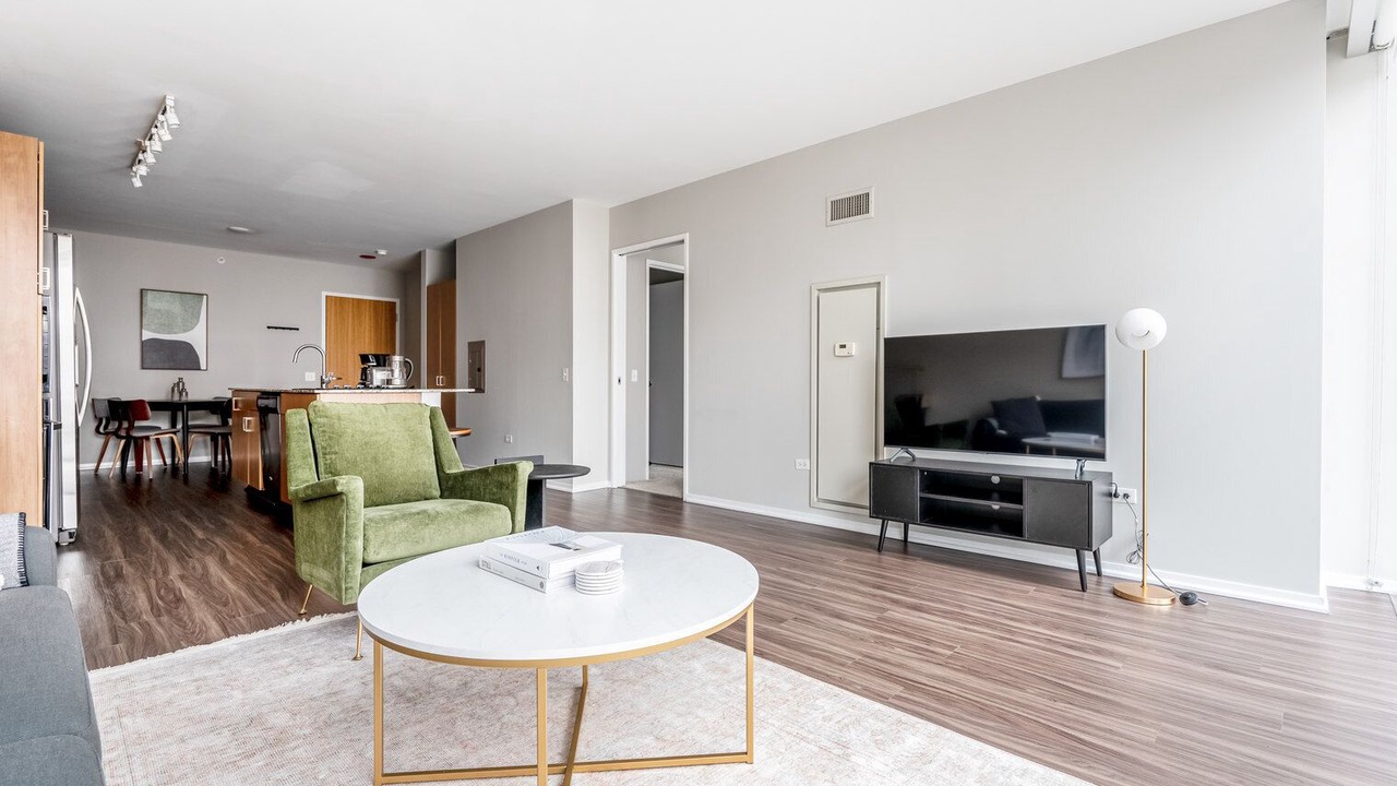 Photo of Livingroom in Streeterville