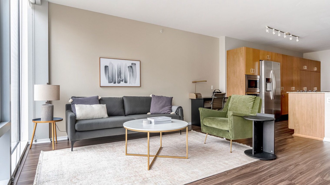 Photo of Livingroom in Streeterville