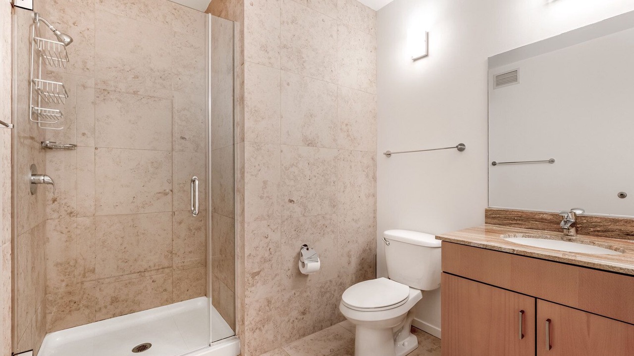 Photo of Bathroom in Streeterville