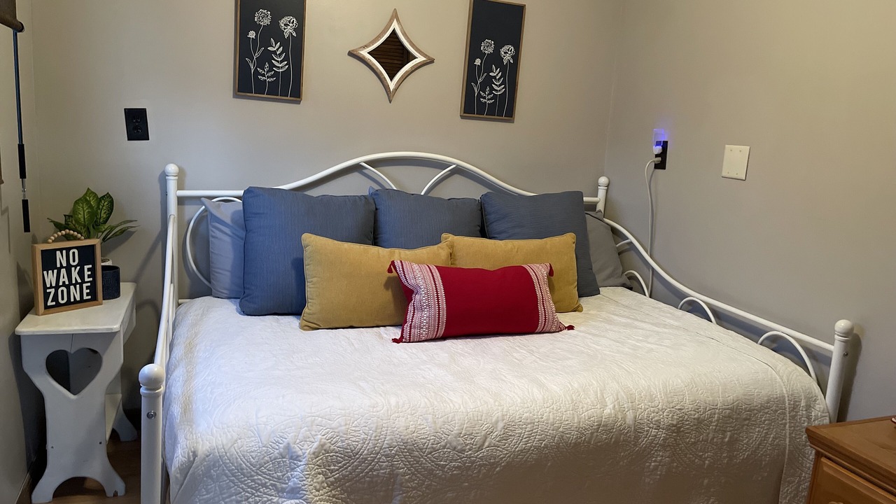Photo of Bedroom in Ozark