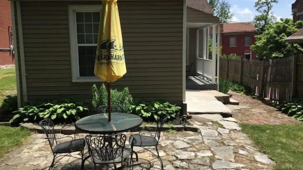 Photo of Outdoor in Alton