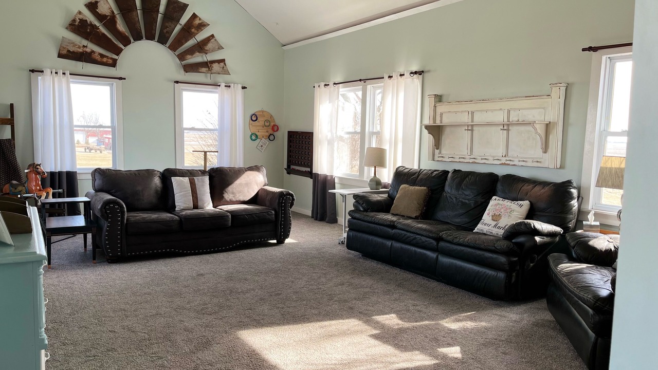 Photo of Bedroom in Woodford County