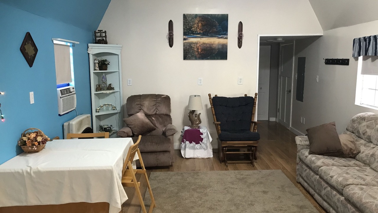Photo of Livingroom in Bluford