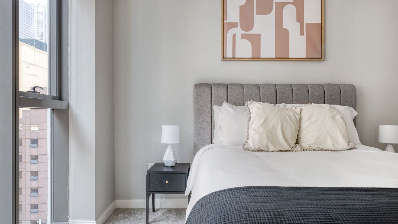 Photo of Bedroom in Downtown Chicago