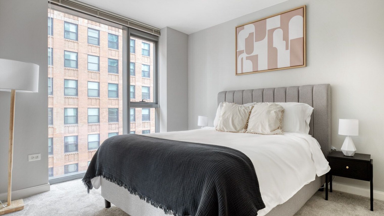Photo of Bedroom in Downtown Chicago