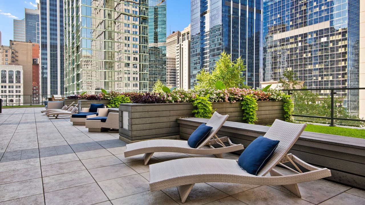 Photo of Patio Balcony in Downtown Chicago