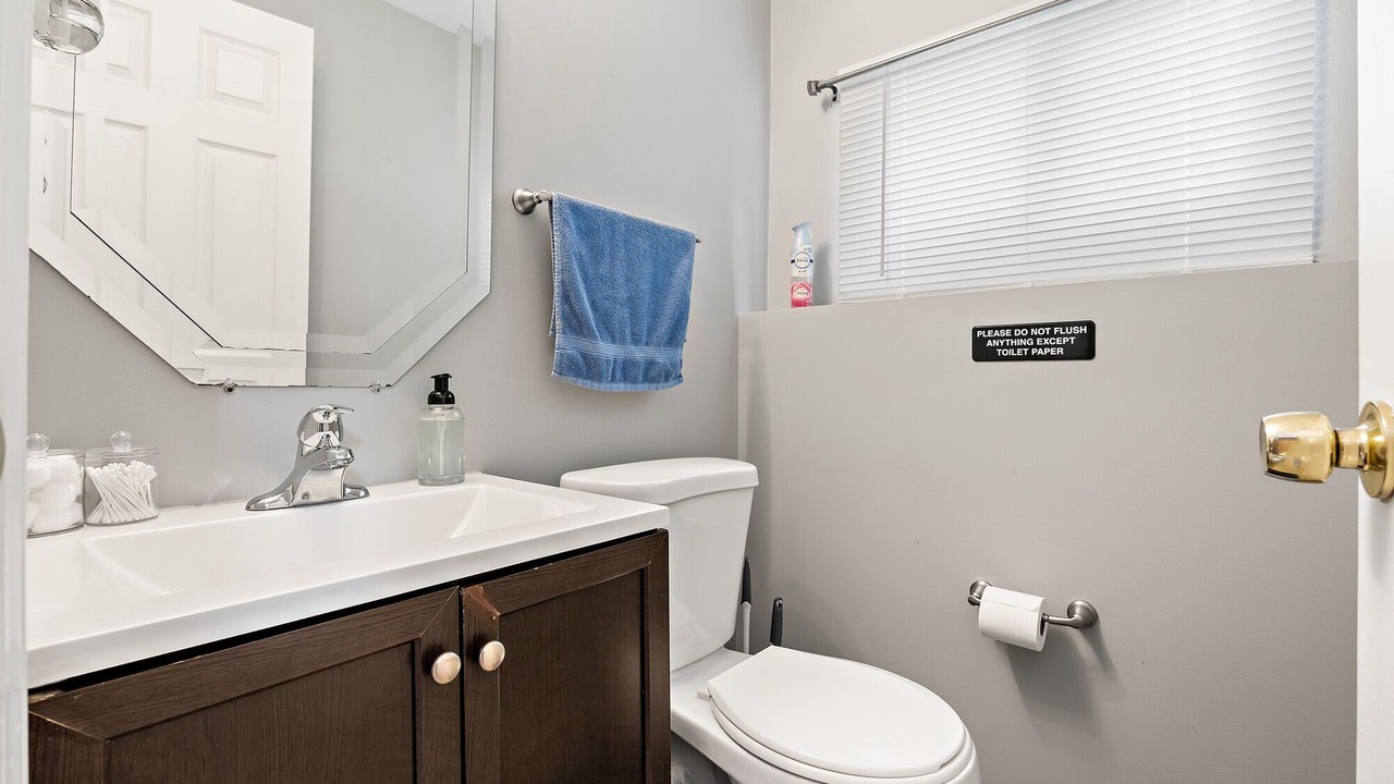 Photo of Bathroom in Boulder Hill