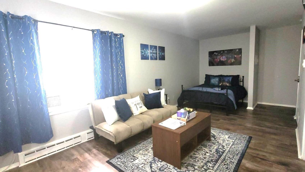 Photo of Bedroom in Aurora