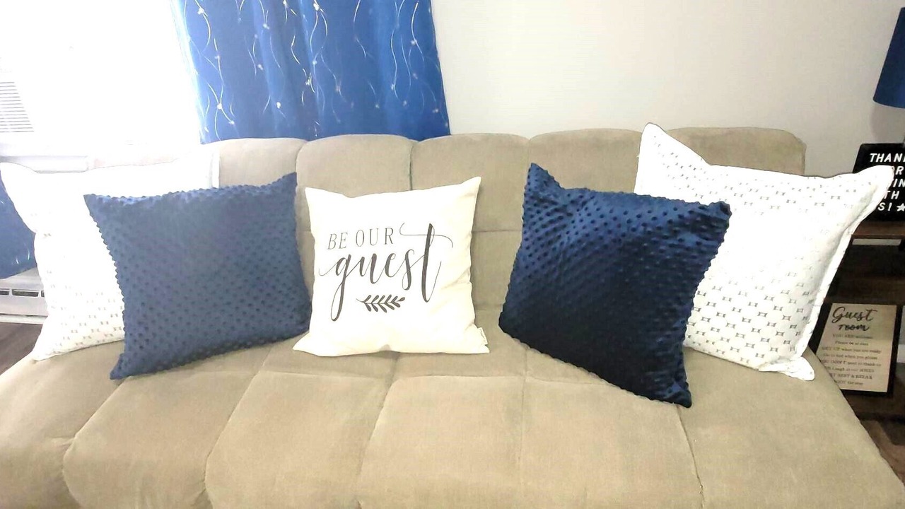 Photo of Livingroom in Aurora
