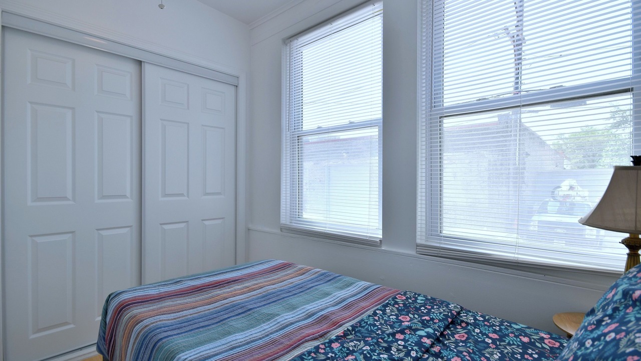 Photo of Bedroom in Oak Park