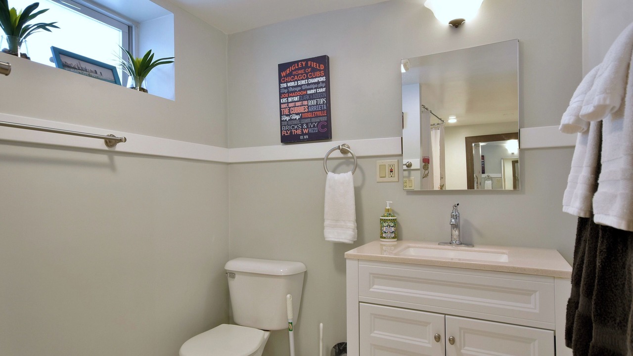 Photo of Bathroom in Oak Park