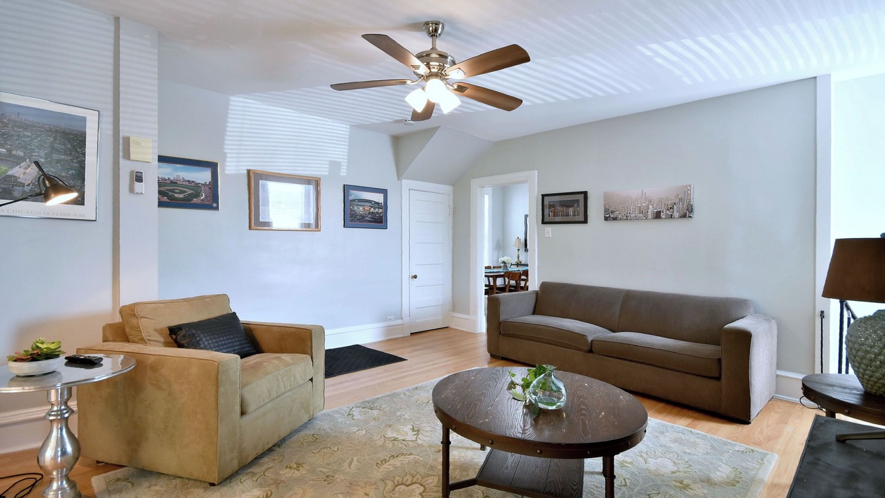 Photo of Livingroom in Oak Park