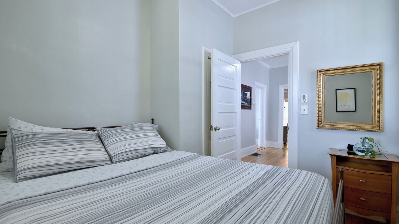 Photo of Bedroom in Oak Park