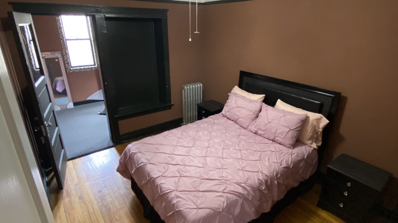 Photo of Bedroom in Grand Boulevard