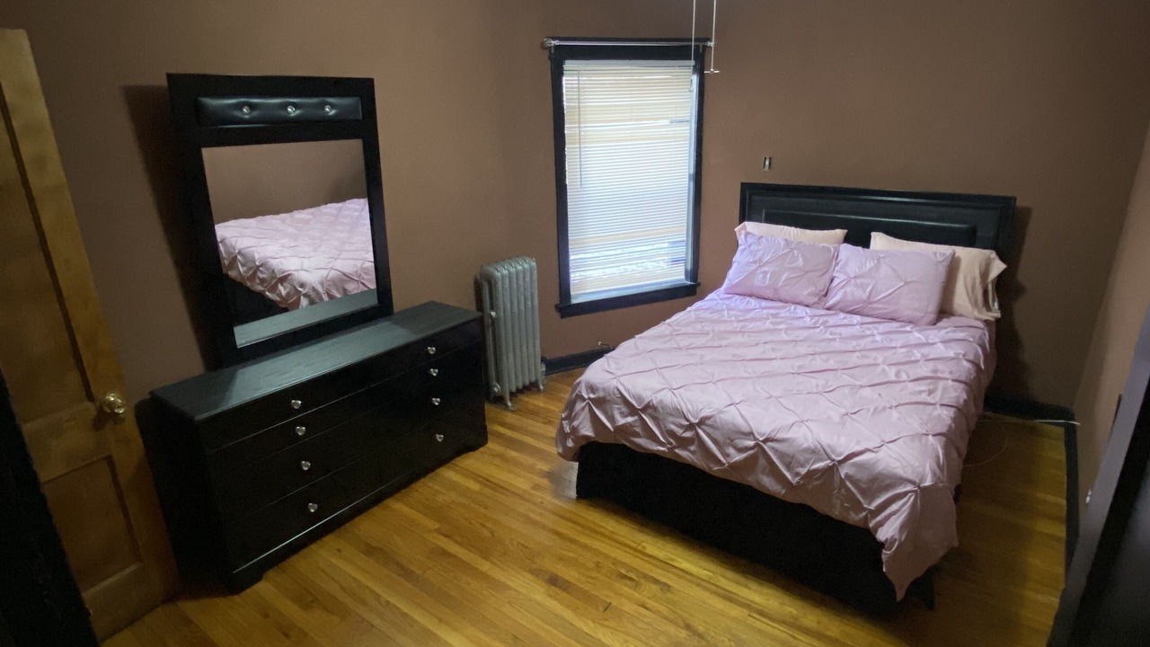 Photo of Bedroom in Grand Boulevard