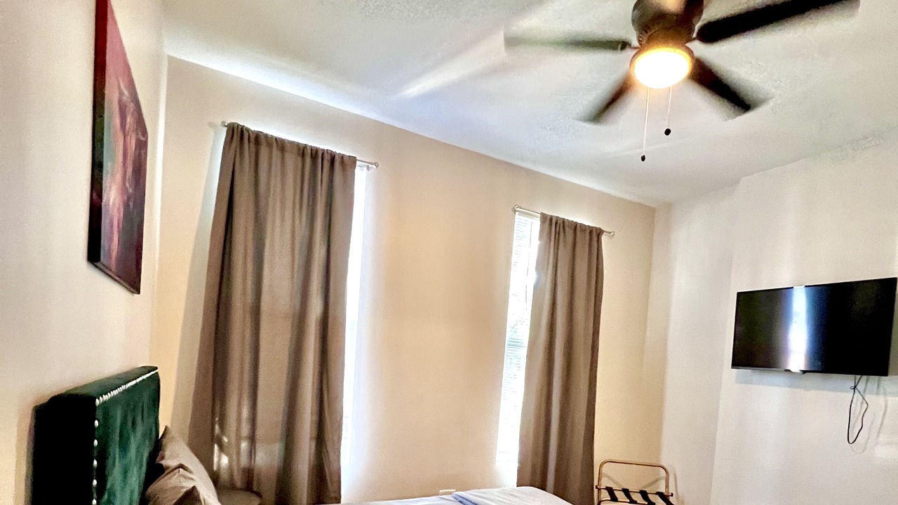Photo of Bedroom in Grand Boulevard
