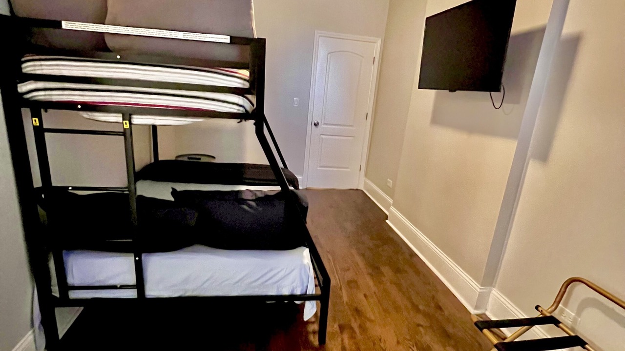 Photo of Bedroom in Grand Boulevard
