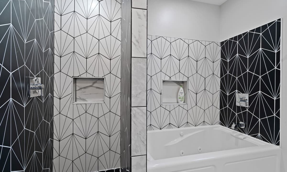 Photo of Bathroom in Cragin