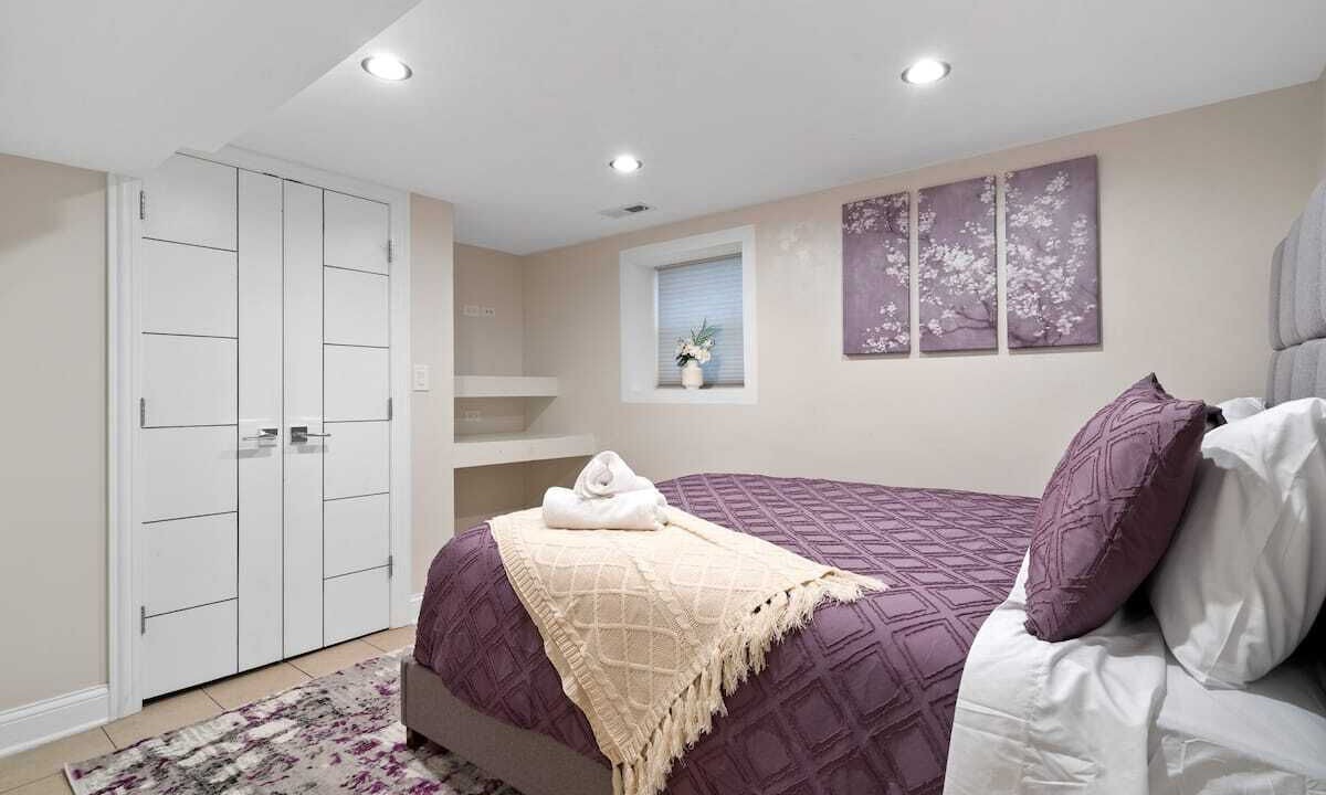 Photo of Bedroom in Cragin