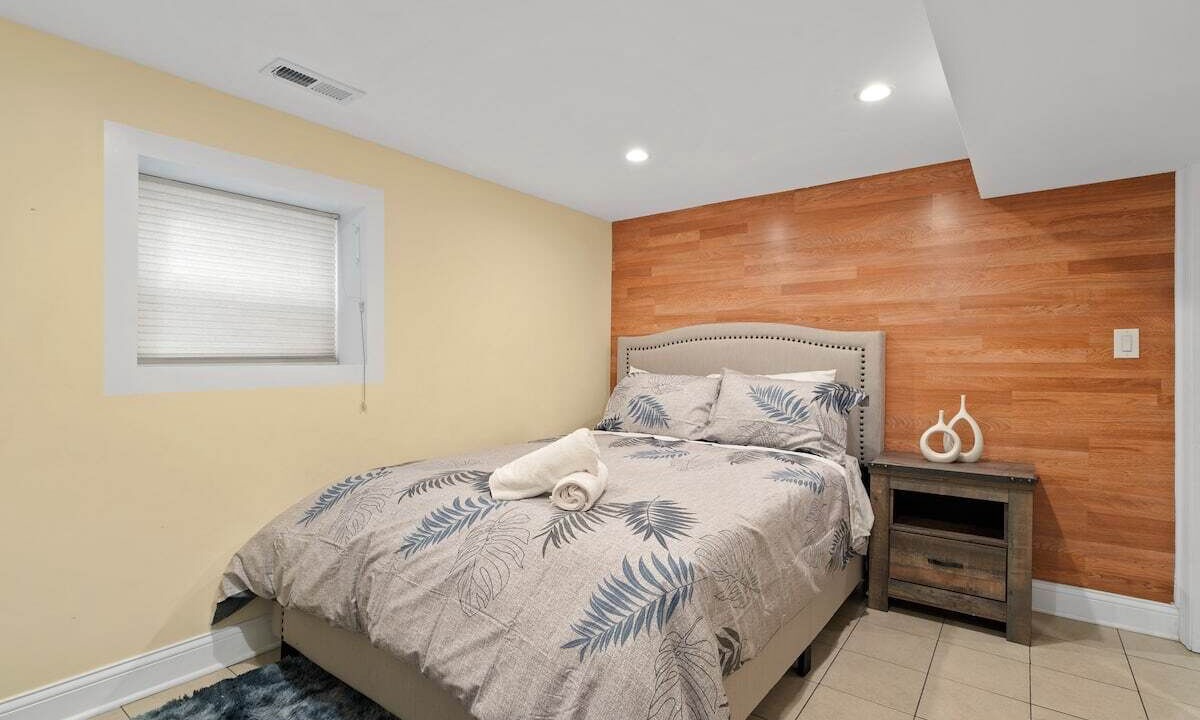 Photo of Bedroom in Cragin