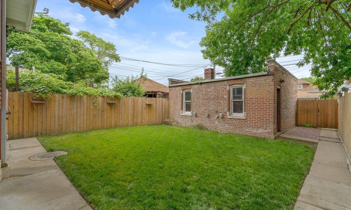Photo of Outdoor in Cragin