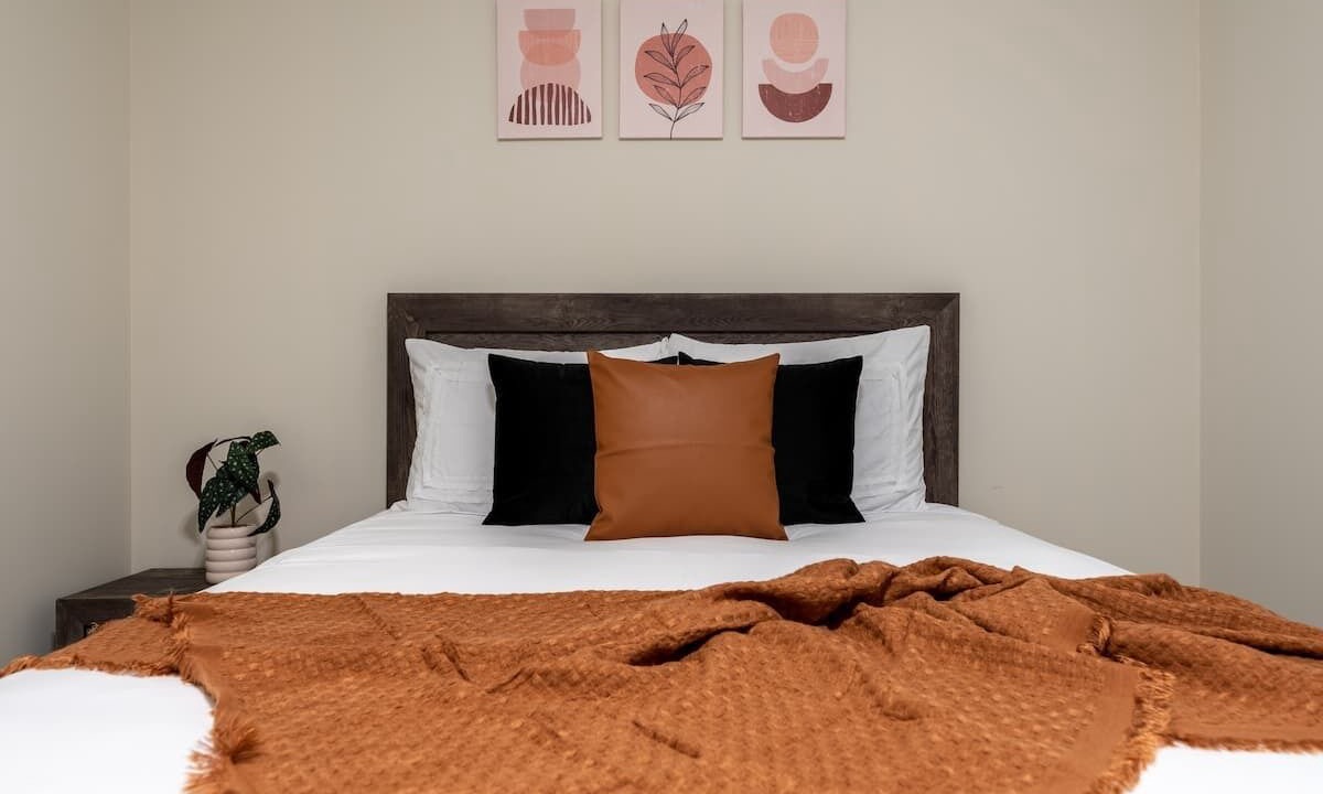 Photo of Bedroom in Pulaski Park
