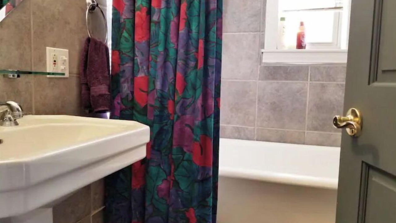Photo of Bathroom in Near West Side